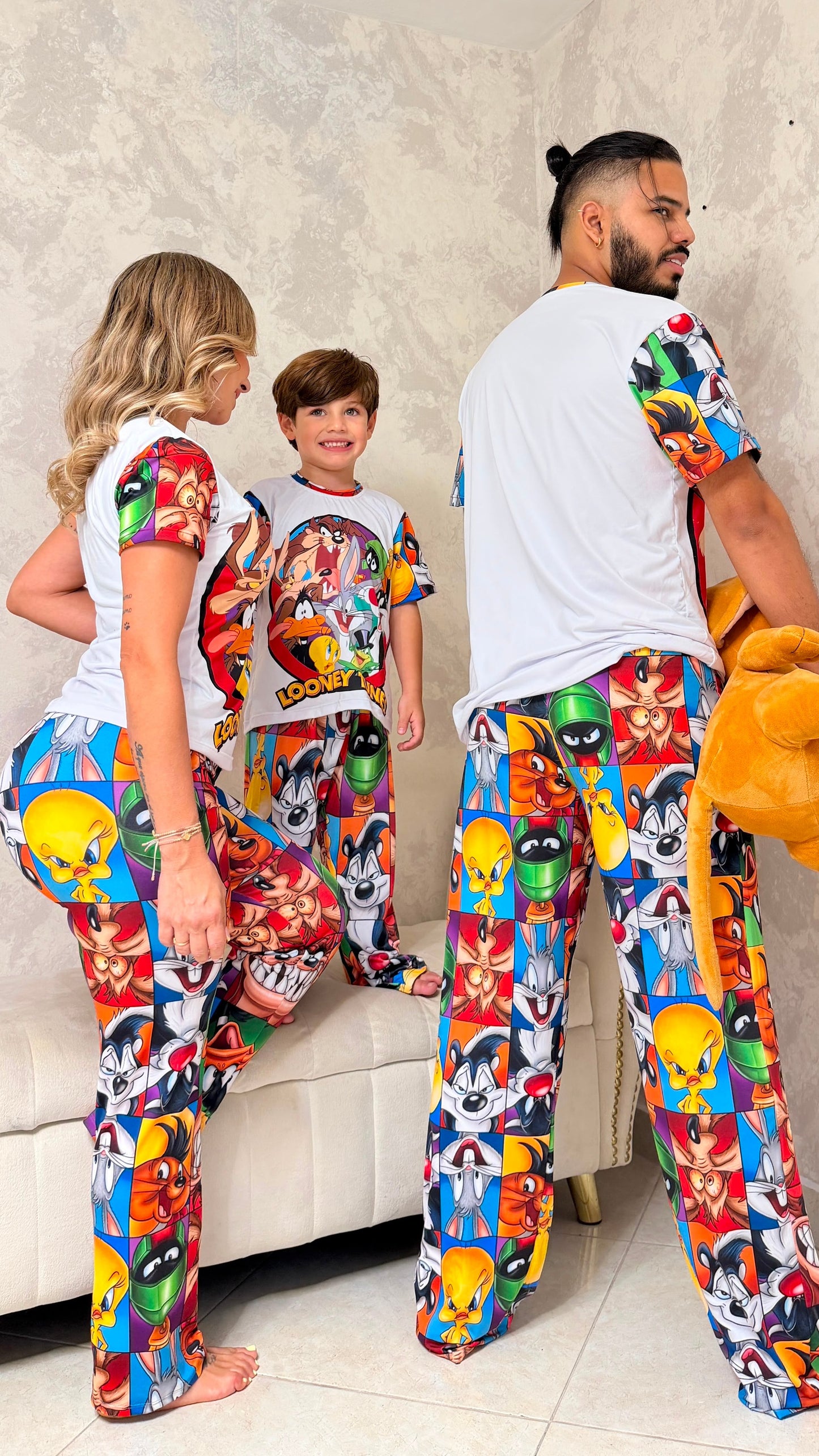 PIJAMAS FAMILIARES PANTALÓN LOONEY TUNES