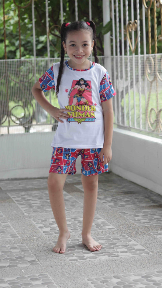PIJAMA NIÑA SHORT MUJER MARAVILLA